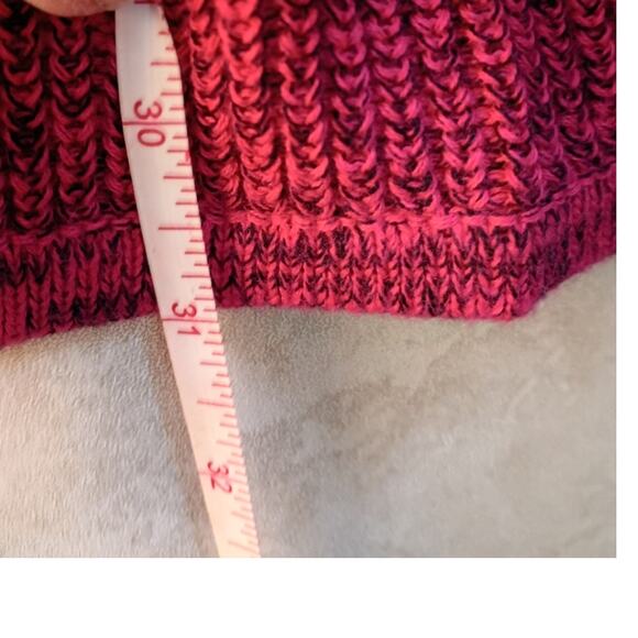 Express Oversized Slouchy Cotton Top M High Low Hem 31in Back Soft Minimalist - Picture 11 of 12